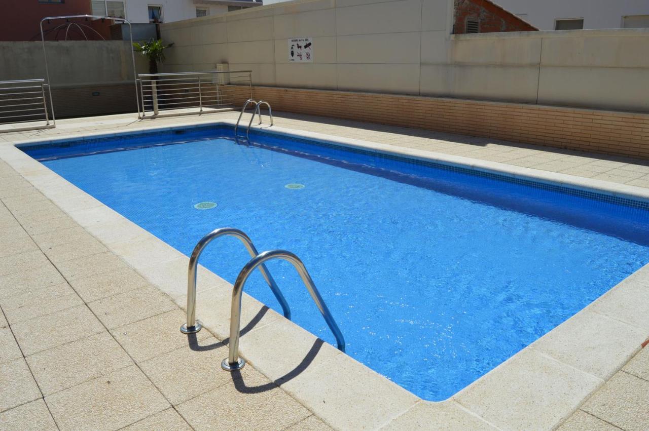Piscina Viena Roses